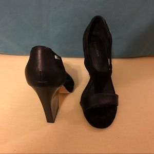 Ladies Calvin Klein Pumps